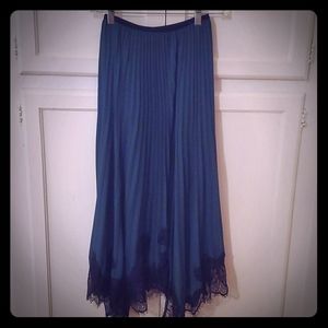 Zara pleated green skirt